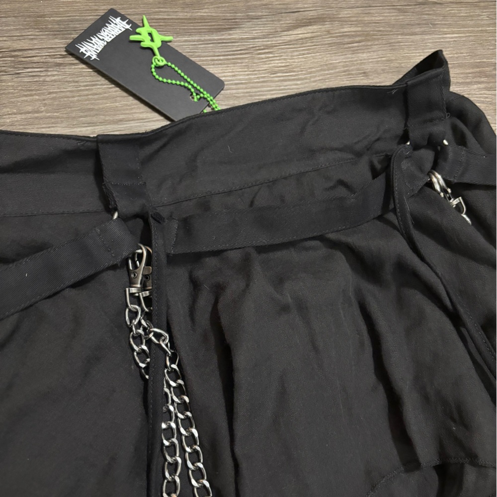 NWT Dolls Kill / Darker Wavs Warp Mini Skirt With Leg Chains - Picture 5 of 5